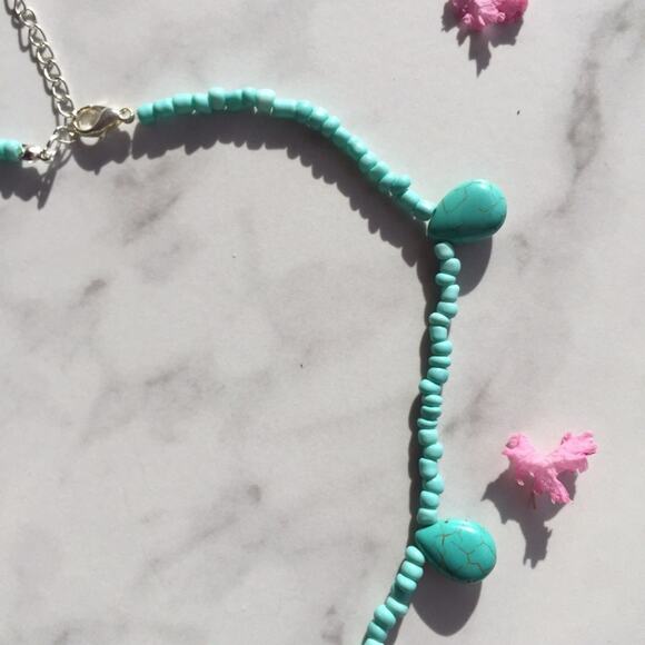 Handmade Turquoise Beaded Necklace - Picture 7 of 9